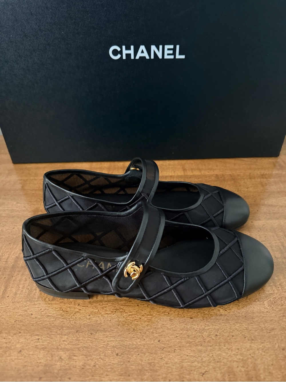 CHANEL Black Quilted Mary Jane Flats with Gold CC - Picture 4 of 8